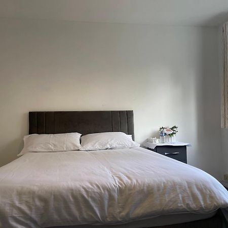 Homestays-Close To Coventry City And University I Free Parking I Wi-Fi Bagian luar foto