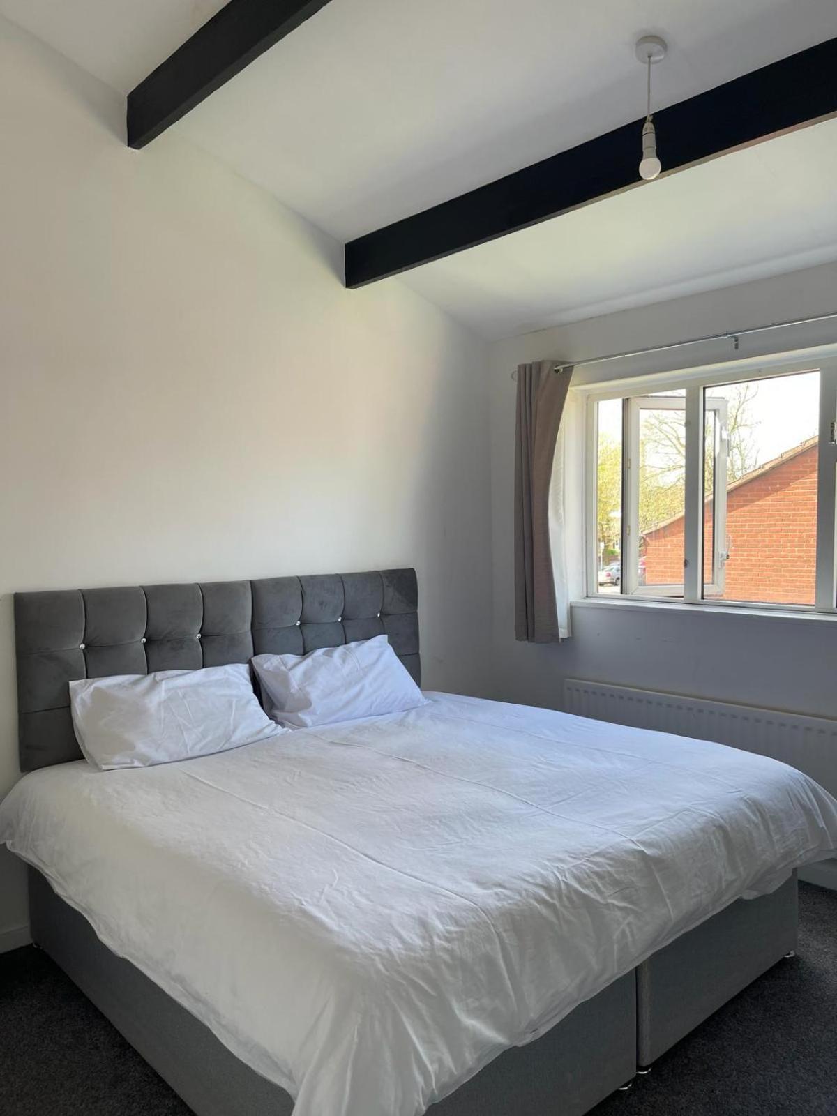 Homestays-Close To Coventry City And University I Free Parking I Wi-Fi Bagian luar foto